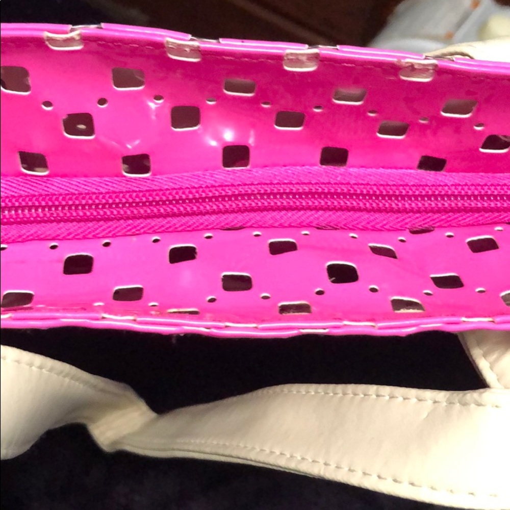 Pink Chi Tote - Picture 8 of 8